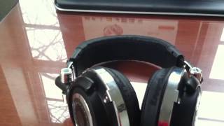 iFrogz Earpollution Mogul DJ Style Super Bass Headphones [upl. by Inger]