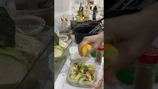 tiffins preparing🍗🍗🫓🌯🥗🥑🥬🥒🥓yummyrecipedaily makingsdubai food youtube virelshorts [upl. by Flossy]