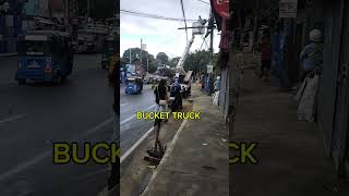 BUCKET TRUCK IN OPERATION buckettruck shorts trending youtubeshorts viralvideo [upl. by Joelie]