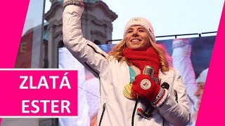 ESTER LEDECKÁ  dnešní velkolepý příjezd na Staroměstské náměstí [upl. by Aleris480]