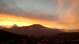 Increíble atardecer Volcán Galeras HD Timelapse  Galeras Volcano incredible sunset HD Timelapse [upl. by Toddie]