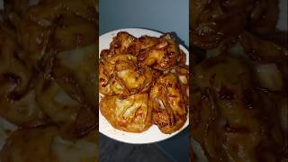 Pan fried momos😋😋 youtubeshorts food momos recipe viralvideo shorts [upl. by Ihsakat]