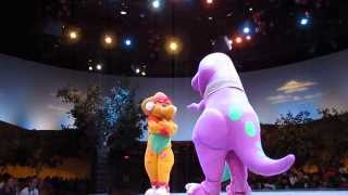 Full Complete HD Show A Barney Holiday Christmas Show at Universal Studios Florida in Orlando [upl. by Wulfe]