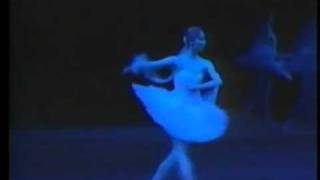 1992 Bolshoi Ballet in Kingdom of Shades from the ballet La Bayadère 34 [upl. by Yetsirhc]