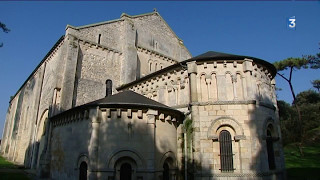 NotreDame de la Fin des Terres  la basilique sous le sable de Soulac [upl. by Burtis624]