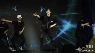 BDay 2019 侯明昊 Hou Ming Hao 《where the hood at》dance central view fancam2 [upl. by Tarryn55]