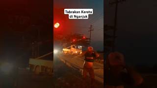 Tabrakankereta api gajayana vs pickup diperlintasan Nganjuk [upl. by Yoshiko784]