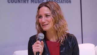 Jennifer Nettles CMA Awards Radio Remote Interview  CMA Awards 2015  CMA [upl. by Nader]