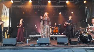 Katja Moslehner  quot Federkleid quot Faun  Castlefest Keukenhof Lisse NL [upl. by Romalda]