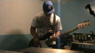 ELFUELTEDELBASS omega y su mambo violento chambonea bass cover [upl. by Suiravaj]