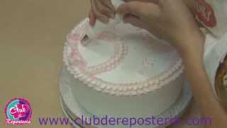 Cómo Decorar una Torta para Bebé con Boquilla de Pétalo  Completo Tutorial  4a Clase  Parte B [upl. by Lihka739]