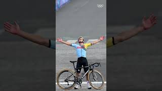 Is this the most iconic celebration ever 🫢 Remco Evenepoel at Paris2024 Olympics [upl. by Greenstein73]