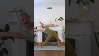 🌱 1 min yoga 🧘🏼‍♀️ la posture essentielle du triangle yogadebutant yogaenfrançais souplesse [upl. by Rebmyk]