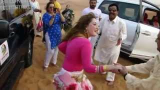 urooj mohmand real dance in dubai by dil qiazmp4 [upl. by Nirrep794]