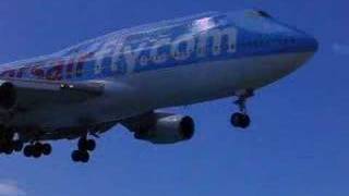 Plane Landing Maho Bay Beach StMarteen StMaarten StMartin [upl. by Aiduan]