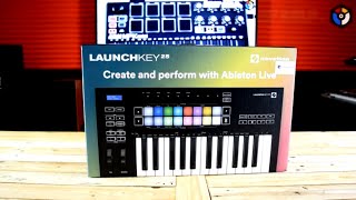 Novation Launchkey 25 MK3  Unboxing [upl. by Stillas620]