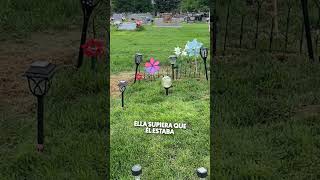 Ella Recibió una Señal en el Cementerio ❤️ [upl. by Bonne718]