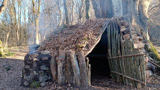 Build A Winter Bushcraft Survival Shelter In The Woods Catch amp Outdoor Cooking Fireplace With Clay [upl. by Naras974]