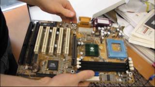 RETRO UNBOXING SOYO S370 Pentium III Motherboard Unboxing amp First Look Linus Tech Tips [upl. by Wallie677]