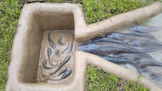 Amazing Hole Fish Trap Smart Boy Build Fish Trap By Muddy soil [upl. by Magel]