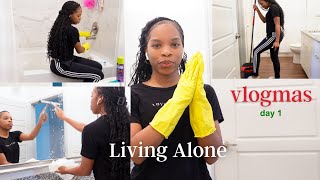 VLOGMAS 🎄deep clean with me prep for travel reset with me  vlogmas day 1 🎄🎁 [upl. by Gunzburg]