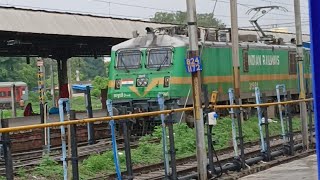 Sarnath express arrived at Prayagraj junction ❤️❤️👮 [upl. by Sajovich]