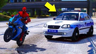 Süper Hızlı Motorlar Polis Arabasından Kaçıyor  GTA 5 [upl. by Christen489]