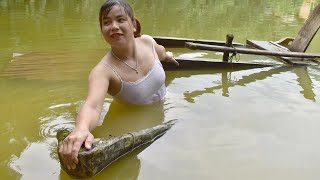 Building A Bridge With Stone And Bamboo Finish The Bridge With Wooden Floor Independent Life [upl. by Sitarski]