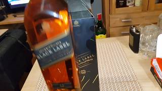 JOHNNIE WALKER BLACK LABEL 12YO BLENDED SCOTCH WHISKY 4K [upl. by Ettenahs]