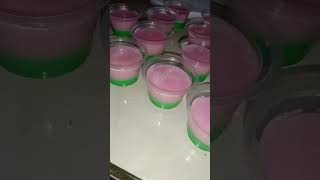 Puding santan warna warni tututu shortvideo food puding bakulan pudingsantan snackboxmurah [upl. by Okiman]