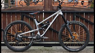 NOWY ROWER  Commencal Clash dream build [upl. by Nauqel]