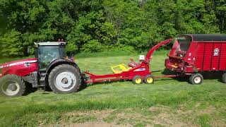 We Are Chopping Hay with our New Holland FP240 [upl. by Flossy]