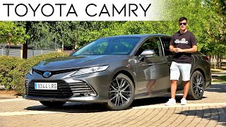 TOYOTA CAMRY 2022  Review en español  LoadingCars [upl. by Windy]