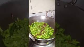 Gawar ka bhaji easy recipe 🍲 shortvideo youtubeshorts AfsanakiRecipe [upl. by Sewel]