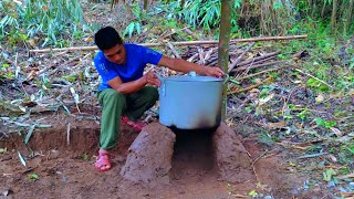 The lonely soldier and his journey to overcome fate Building a stove to raise pigs [upl. by Hardigg]