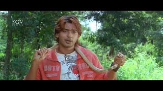 Prajwal Devaraj Wears Snake As Belt To Impress His Girl  Meravanige Kannada Movie Climax Scene [upl. by Lammond]