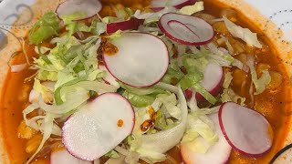 Como hacer un delicioso pozole rojo de pollo  una receta deliciosa y fácil [upl. by Tiana]