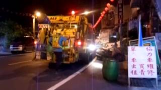 Musical Garbage Trucks In Taiwan [upl. by Nyvar962]