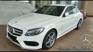 New Mercedes Benz C200 AMG Line 2018 Exterior  Interior [upl. by Oshinski722]