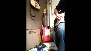 Fender 69 Custom Shop Strat vs Michael Landau Sig 63 Fender Strat [upl. by Ahseetal]