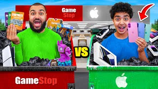 Apple Store Vs GameStop Dumpster Diving WE FOUND IPHONES amp VBUCKS JACKPOT [upl. by Rauscher]