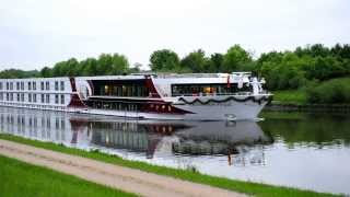 Kreuzfahrtschiff auf dem MainDonauKanal [upl. by Lebar693]