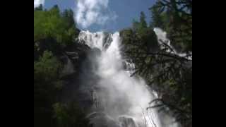 CASCATE NARDIS STREPITOSA FORZA E BELLEZZA  Val di Genova  Pinzolo Carisolo Tn [upl. by Shama]