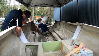 17ft Fiberglass Boat Rebuild Cabin to Centre Console Episode 3 Glassing in stringers [upl. by Iand401]