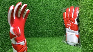 Goalkeeper gloves top 1 gloves [upl. by Emmott636]