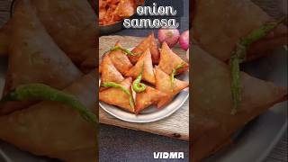 Street style onion samosa😋ఉల్లిసమోసాsamosa shorts ytshorts shortfeed streetfood viralshorts [upl. by Aivataj158]