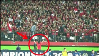 Dirijen Bonek datangi Tribun Suporter TimnasSuasana langsung berubah  Final Indonesia vs Thailand [upl. by Sang]