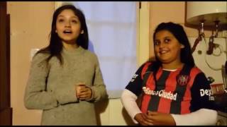 Karol Sevilla sorprende a Lourdes en Navarro [upl. by Nodab781]