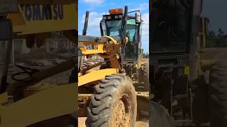 Komatsu GD 675 Greyder ile yol düzeltme Road leveling with Komatsu GD 675 Grader [upl. by Llyrad]