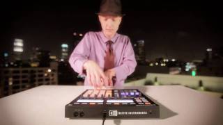 Jeremy Ellis performing on MASCHINE  Native Instruments [upl. by Portie]